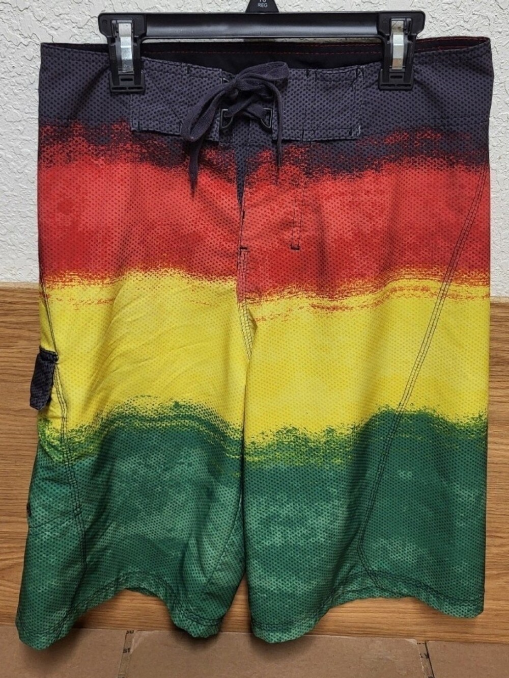 Burnside Rasta Color Swim Shorts Men Size 28